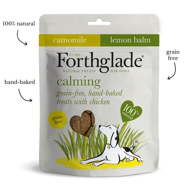 Forthglade Calming Grain Free, Hand Baked Treats with Chicken, Camomile &amp; Lemon Balm - Thumper’s Pet Supplies